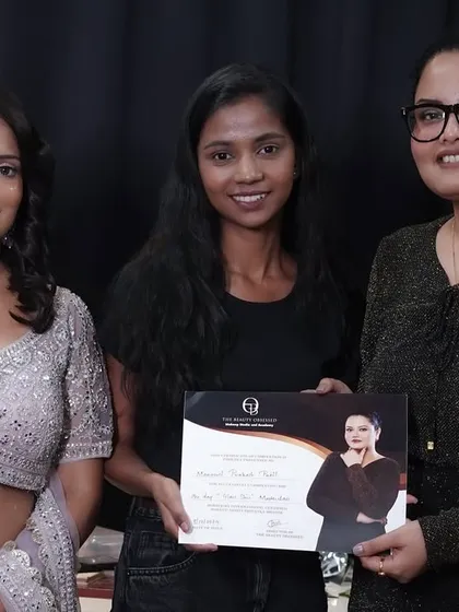 Celebrating a student's achievement after our intensive Glass Skin masterclass. It's a joy to see artists grow and gain confidence in their craft through our focused training.