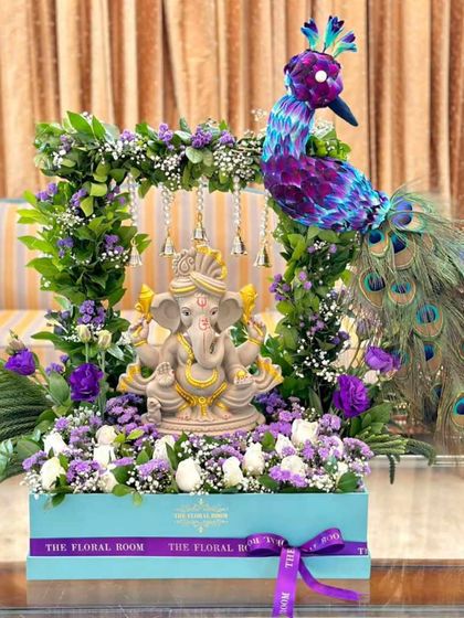 Gift Hampers & Boxed Arrangements photo 3