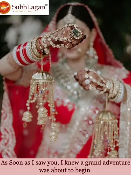 A bride holds her golden kalire, a traditional accessory that signifies blessings and good wishes for her new life. We understand and value these cultural details.