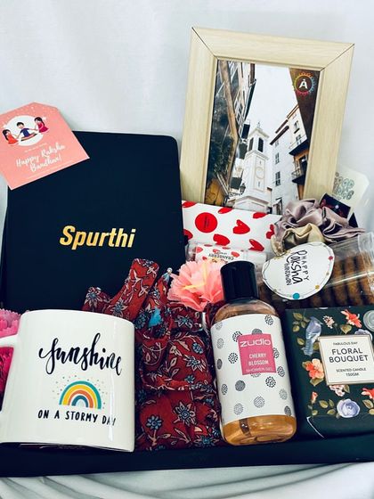 The Gift Cottage - Personal & Festive Gifting Festive Hampers photo 83