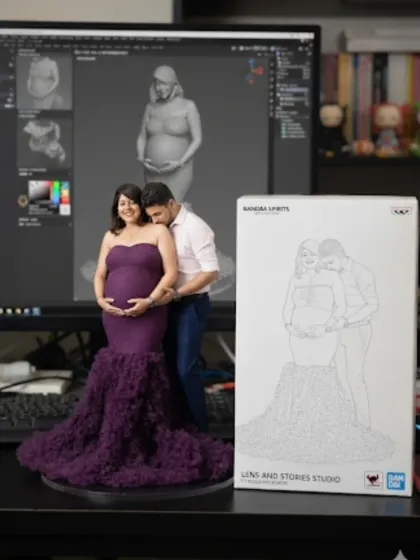 Every keepsake starts with a photo you love. Here, you can see how a beautiful pregnancy portrait is transformed into a detailed 3D miniature, preserving the loving embrace and the beautiful gown in a tangible form.
