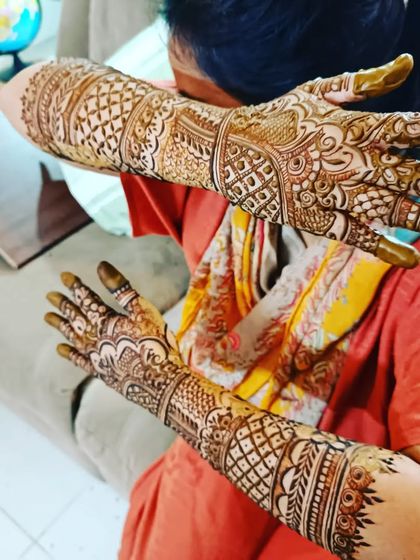 Shaikh Yasmeen - Wedding Party & Guest Mehendi Intricate Bridal Mehendi photo 15