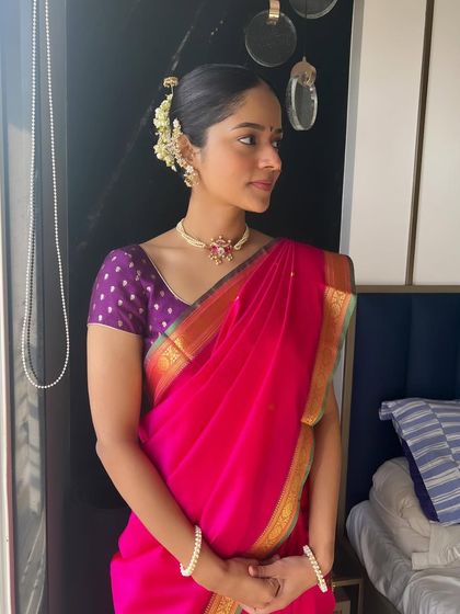 Elegant Buns & Updos photo 11