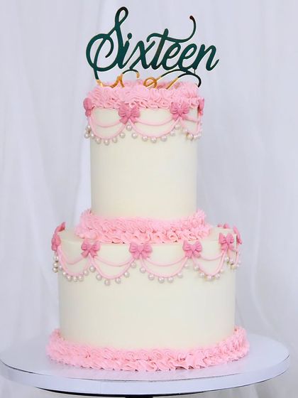 Cake in the Box - Custom Themed Cakes Elegant Floral & Simple Delights photo 22
