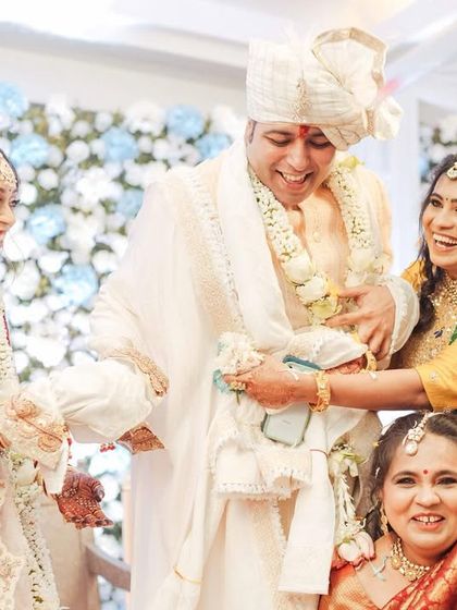 The Ceremony: Vows, Rituals & Blessings photo 40