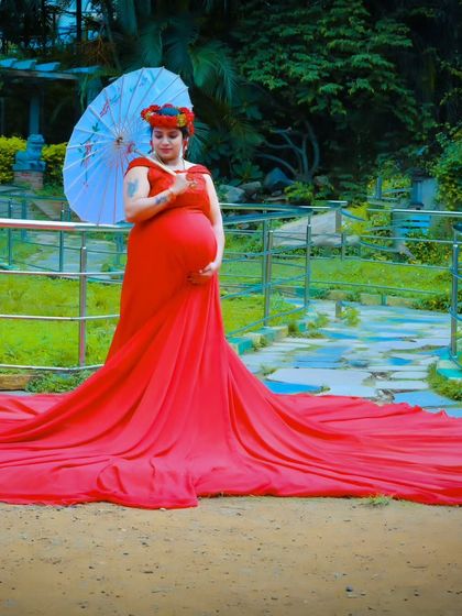 Costume Bank - Photoshoot & Videography Packages Maternity & Family Portraits photo 84