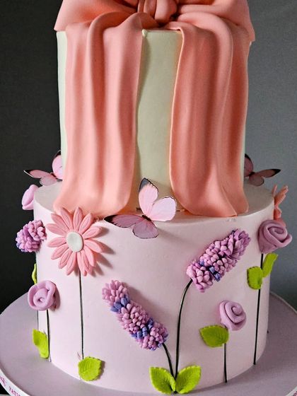 Pink Frost Patisserie - Handcrafted Edible Figurines & Toppers Stylish & Modern Designs photo 14