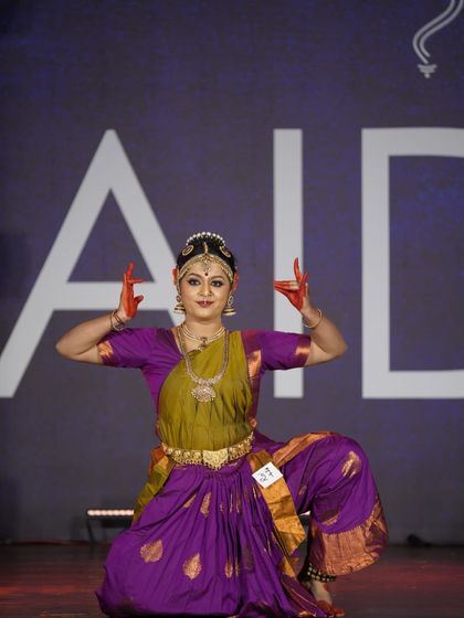 A classic Aramandi pose executed with perfect form. This student's technical precision won her a 2nd place award in the open category.