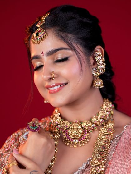 Veena Pujari - Makeup Classes and Training South Indian Traditional & Bridal Looks photo 4