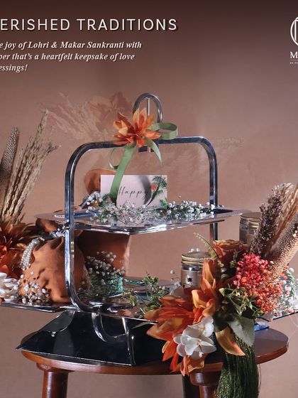 Cherished traditions deserve a beautiful gift. This Lohri hamper is a heartfelt keepsake of love and blessings.