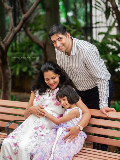 The Whole Gang: Shoots with Family & Pets photo 3