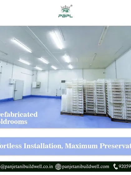 A large prefabricated cold room with stacked crates, ready for storage. Our solutions offer effortless installation and maximum preservation, making us a leader in cold rooms for diverse industries.