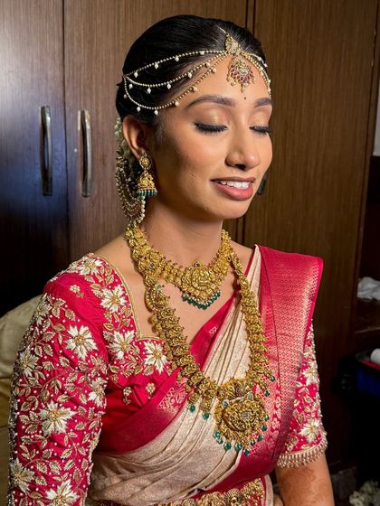 Sneha Kiran - Bridal & Event Makeup Artistry Traditional South Indian Muhurtham Brides photo 27