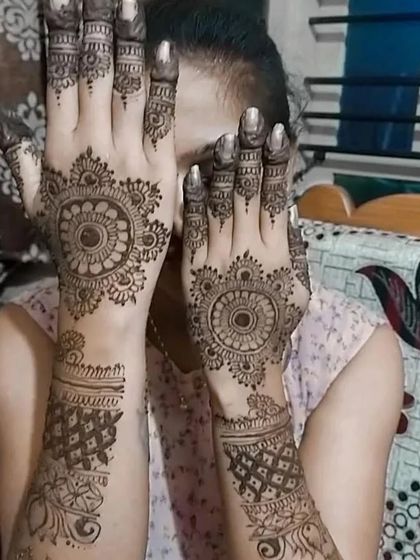 Chandu - Guest & Party Mehendi Classic Mandala Art photo 3