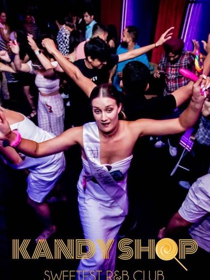 Rahul Kiran - DJ & VDJ Services The Vibe: Action & Crowd Shots photo 33