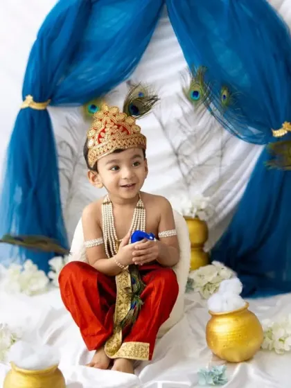My little Kanha! I feel so much joy creating these special Janmashtami setups. Dressing up your baby as Kanha or Radha is a beautiful way to celebrate the festival and create timeless memories. His happy expression is just everything.