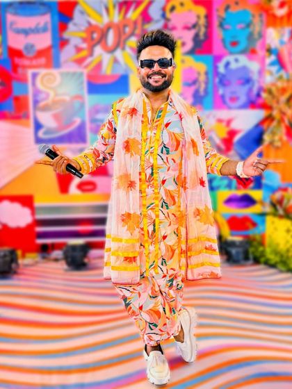 The Showman's Wardrobe photo 25