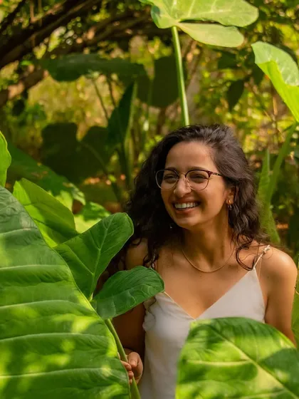 A quiet moment of gratitude. Being in nature, surrounded by the plants that heal and nourish us, is where I feel most at home. This connection to the earth is at the heart of everything I teach.