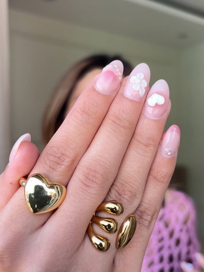 A close-up of this dreamy pink set. This image highlights the delicate 3D flower and heart details on a soft, cloudy pink base.