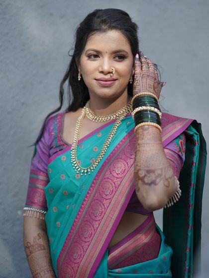 Traditional Engagement & Sakharpuda Looks photo 57