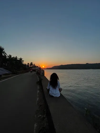 Watching the sunset is a meditation in itself. During our retreats, we take time for these simple, profound moments that remind us to slow down and appreciate the beauty around us.