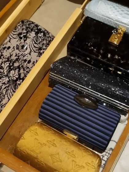 Sort Story by Smriti - Virtual Organizing Consultation Accessorize with Order: Bags, Shoes & Jewelry photo 11