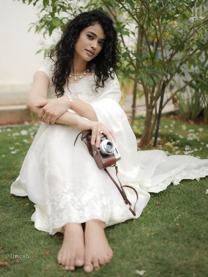 This "no-makeup" makeup look is perfect for clients who want to look polished but completely natural.