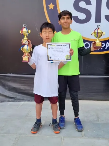 10-year-old Toshinosuke Unami reached the finals of the Under-14 Doubles at a Championship series tournament, a sensational result.