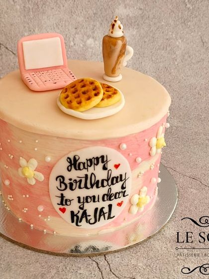 Le Soir Pâtisserie - Custom Cakes Personalized Hobby & Career Cakes photo 27