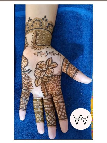 A personalized design for a wedding guest with the hashtag #ManSeRich.