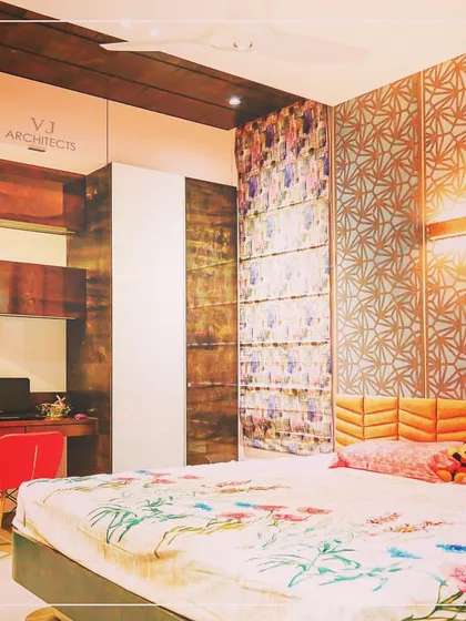 A duplicate shot of the vibrant bedroom, showing the interplay of different patterns and colors.