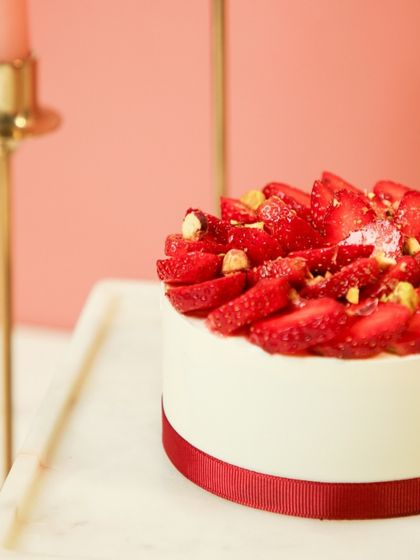 Every bite brings joy! Our evergreen Strawberry Gateau combines fresh berries with dreamy cream for a taste of pure happiness.