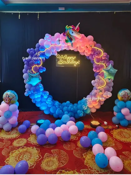 The same unicorn balloon ring under different lighting, showing its versatility.
