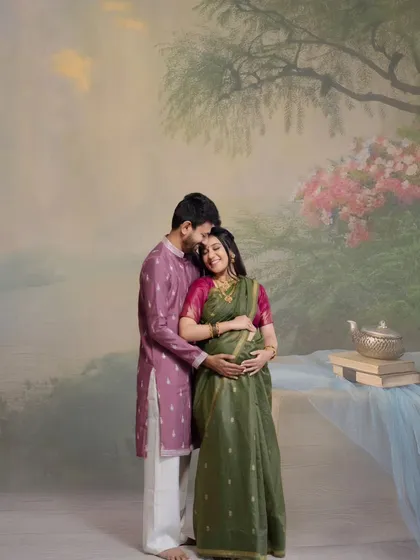 For Mehul and Vidhi, we created a timeless, painterly portrait in the studio. Dressed in traditional attire against a soft, artistic backdrop, this image feels like a classic piece of art, celebrating their heritage and their journey into parenthood.