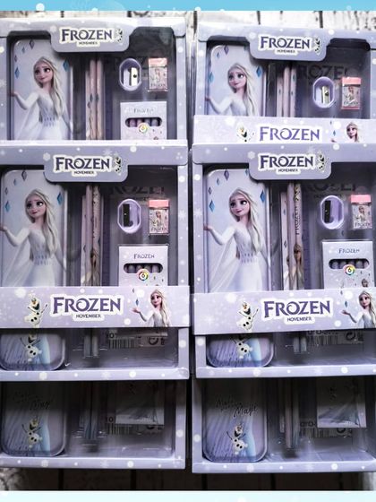 A closer look at the Frozen-themed stationery sets, which include a pencil case, pencils, an eraser, and more, all featuring Elsa.