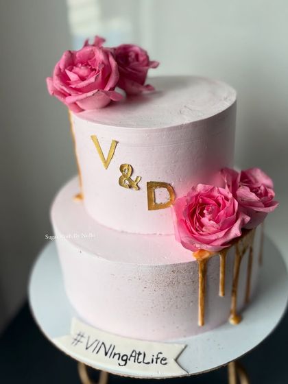 Wedding & Engagement Cakes photo 10
