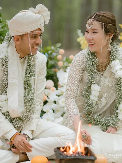 An intimate ceremony surrounded by nature. I styled this forest wedding with delicate baby's breath garlands and a simple sacred fire, creating a peaceful and heartfelt space for the couple to exchange their vows.