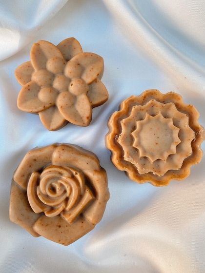 Our Ubtan facial bars are a popular choice for gifting, especially for traditional events. Shaped like flowers, they are made with ingredients like rose, vetiver, and almond to tone skin and reduce impurities.