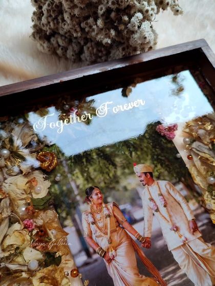 Vinys Galleria - Custom Resin Home Decor Wedding Memories in Wooden Frames photo 39