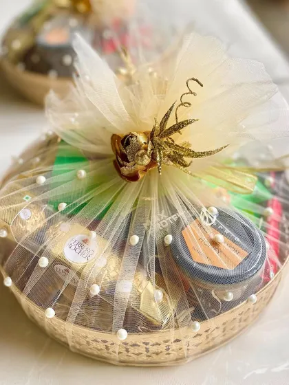 For when you need to make a truly lasting impression, we curate bespoke luxury hampers. This one, designed for Huawei, was filled with premium goodies and wrapped beautifully to reflect a sense of elegance and appreciation.