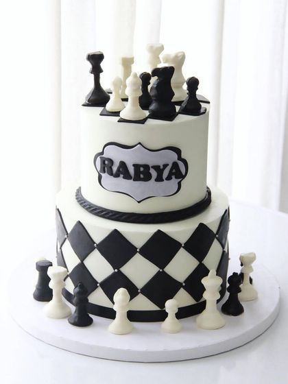 Unique Sculpted & Themed Cakes photo 15