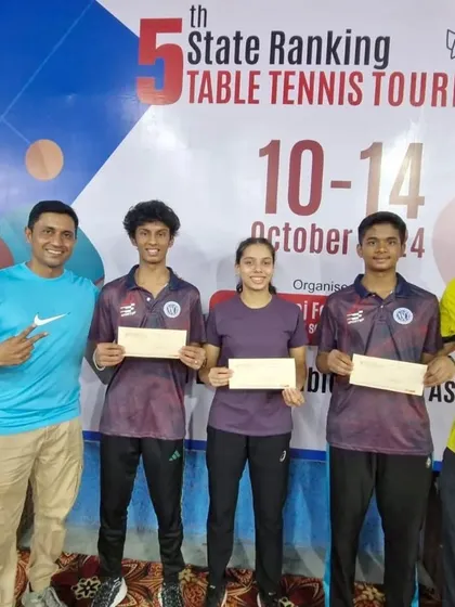 Our team of champions and coaches at the 5th State Ranking Tournament in Sangli. This photo includes double-winner Ananya Chande, semi-finalist Senhora D’Souza, and runner-up Parth Magar.