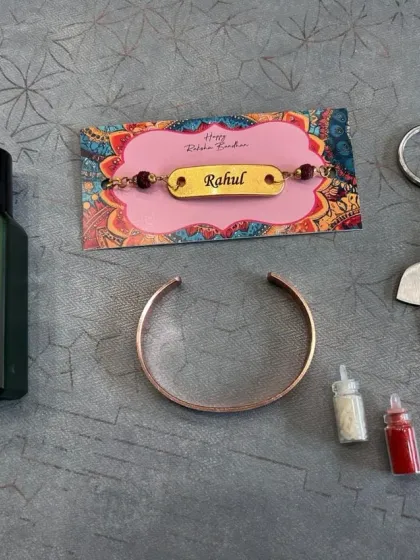 The Rakhi Combo 5.0 shown with the rose gold half-kada option.