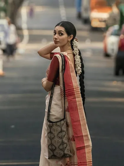 A duplicate of the Bengaluru street shoot.
