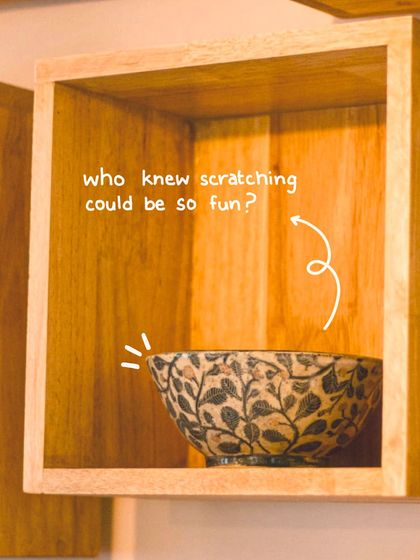 Who knew scratching could be so fun? A peek at a finished bowl from our Sgraffito workshop, where you get to unleash your creativity.