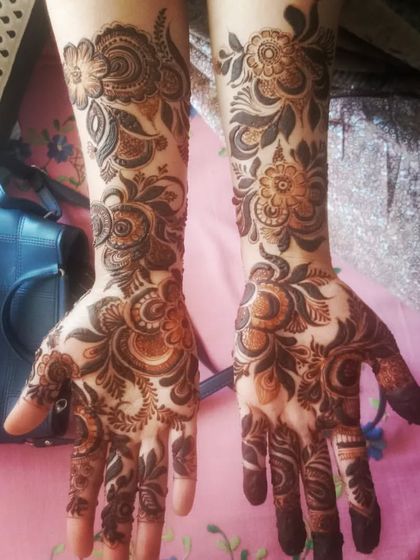 Mehendi Art by Nishat - Mehndi (Henna) Artistry Elegant Henna for Guests & Parties photo 55