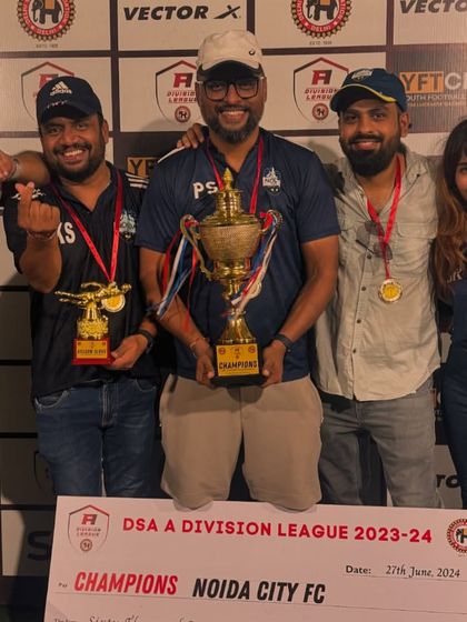 Back-to-Back Delhi Champions photo 3