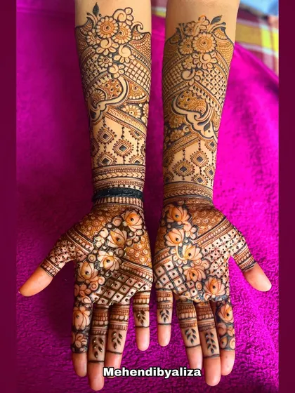 A beautiful design with lotus and geometric patterns. The combination of soft florals and sharp lines creates a balanced and elegant look.