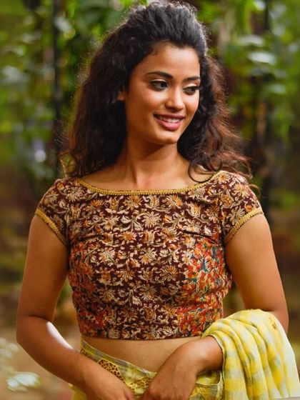 Pen Kalamkari: A Wearable Canvas photo 19