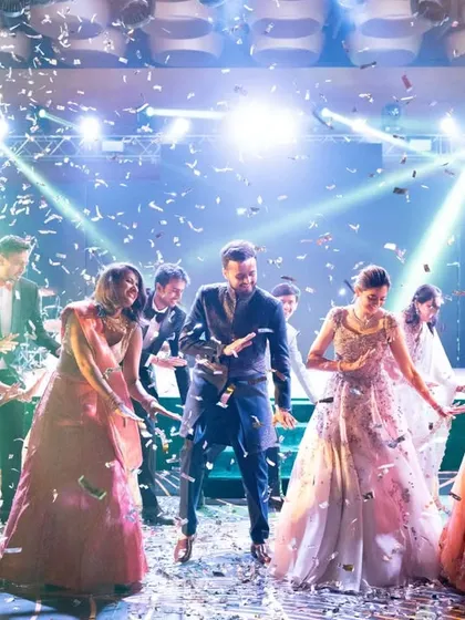 Nothing beats the energy of a full squad flashmob. We love bringing everyone together for a high-energy performance, complete with fun props like confetti cannons to make it a true celebration.